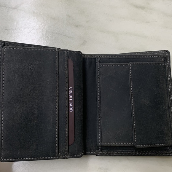 Leather Wallet - Picture 4 of 8